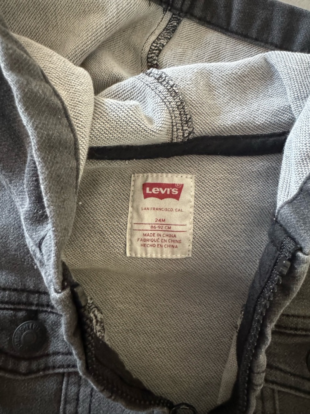 Levi’s Knit Denim Set 🖤 (24 months) - Picture 4 of 6